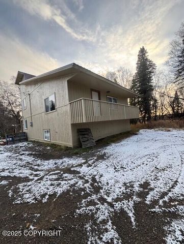 1911 John L. Pearson Lane, Dillingham, AK 99576