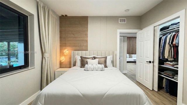 13900 NE 16th Ct, North Miami, FL 33181