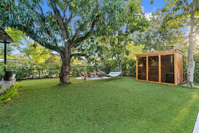 13900 NE 16th Ct, North Miami, FL 33181