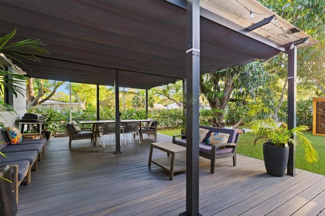 13900 NE 16th Ct, North Miami, FL 33181