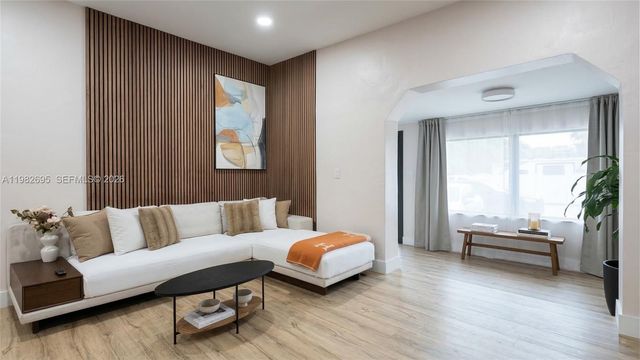 13900 NE 16th Ct, North Miami, FL 33181