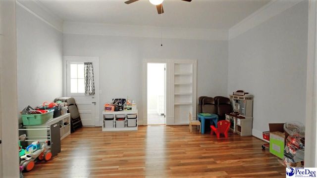 307 W College Ave, Hartsville, SC 29550