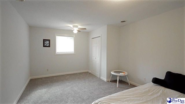 307 W College Ave, Hartsville, SC 29550
