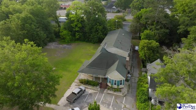 307 W College Ave, Hartsville, SC 29550