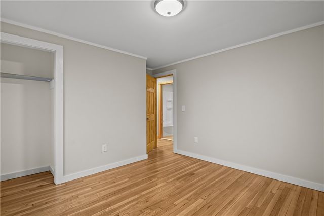 689 Knotty Oak Road, Coventry, RI 02816