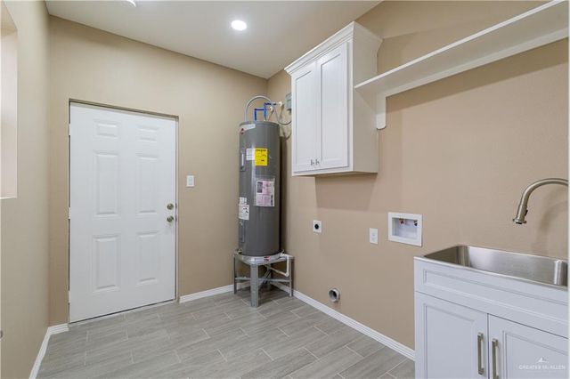 2224 Derrick Avenue, Mercedes, TX 78570