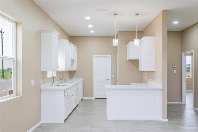 2224 Derrick Avenue, Mercedes, TX 78570