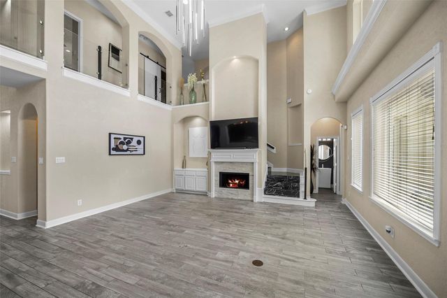 10934 Keystone Fairway Drive, Houston, TX 77095
