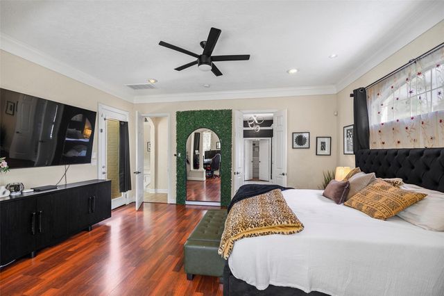 10934 Keystone Fairway Drive, Houston, TX 77095