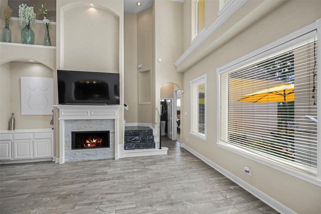 10934 Keystone Fairway Drive, Houston, TX 77095