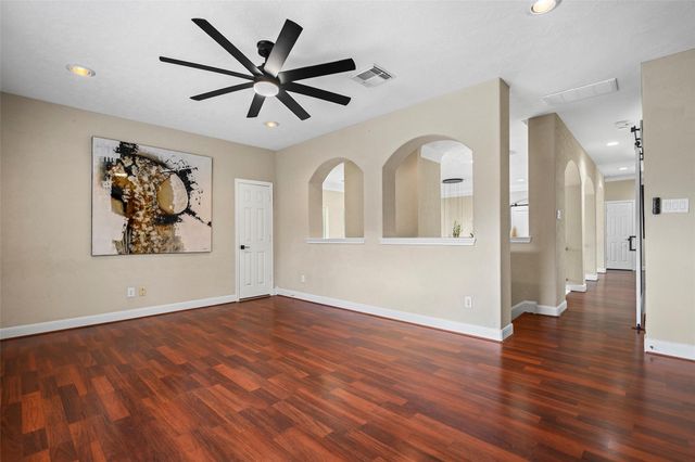 10934 Keystone Fairway Drive, Houston, TX 77095