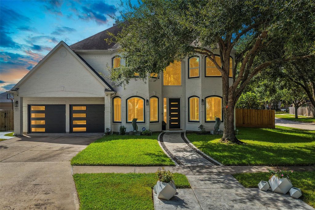 10934 Keystone Fairway Drive, Houston, TX 77095