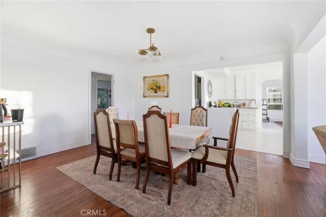4916 W 12th, Los Angeles, CA 90019