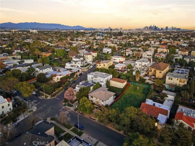 4916 W 12th, Los Angeles, CA 90019