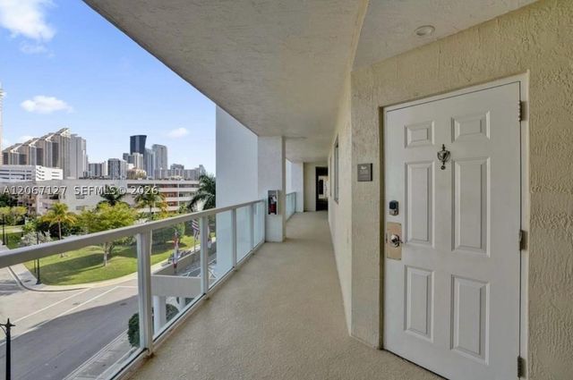 18100 N Bay Rd 508, Sunny Isles Beach, FL 33160