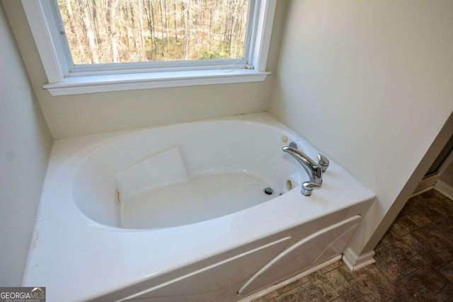 6032 Riveroak Terrace, Atlanta, GA 30349