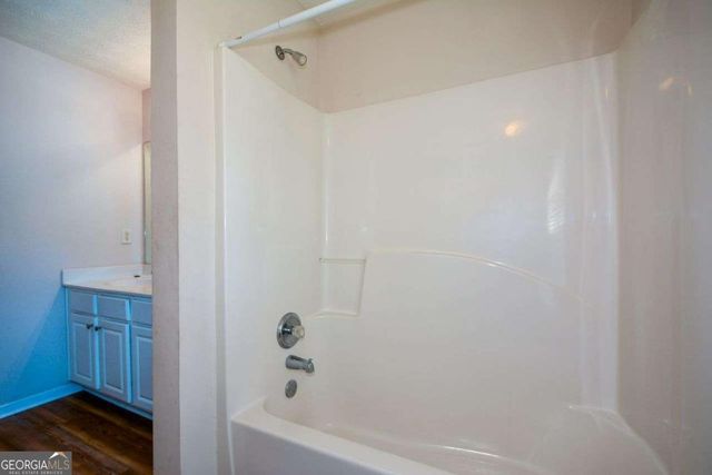 6032 Riveroak Terrace, Atlanta, GA 30349