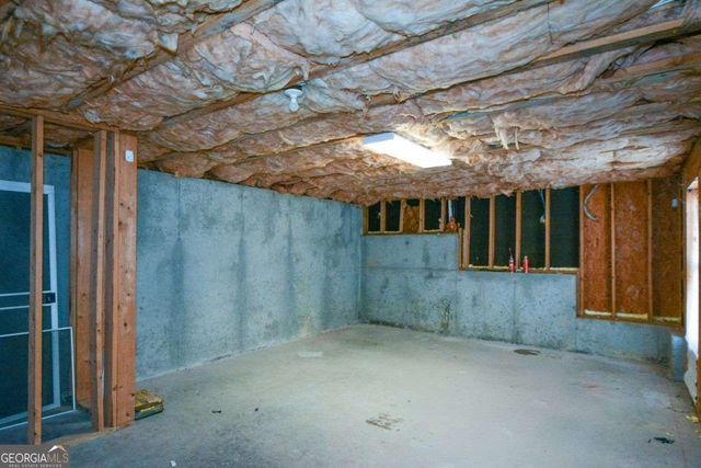 6032 Riveroak Terrace, Atlanta, GA 30349