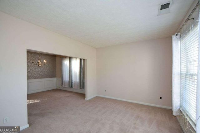 6032 Riveroak Terrace, Atlanta, GA 30349