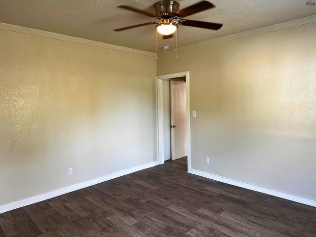 1906 8TH STREET, Wichita Falls, TX 76301