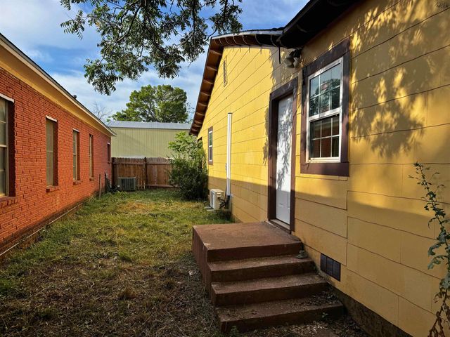 1906 8TH STREET, Wichita Falls, TX 76301
