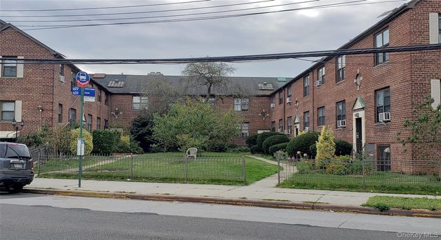 20206 Rocky Hill Road C1, Bayside, NY 11361