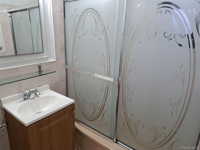 20206 Rocky Hill Road C1, Bayside, NY 11361