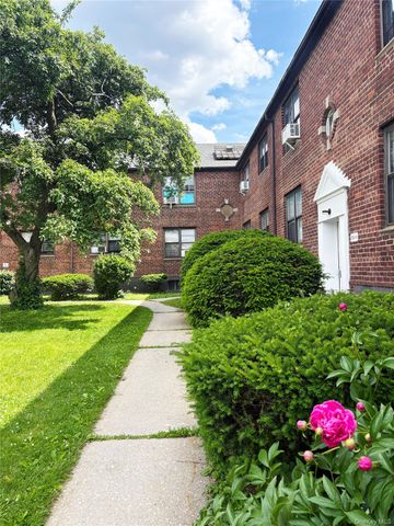 202-06 Rocky Hill Road 6C1, Bayside, NY 11361
