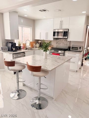 714 Rusty Spur Drive, Henderson, NV 89014