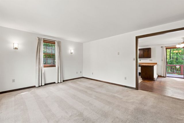 8 Bean Hill Road, Belmont, NH 03220