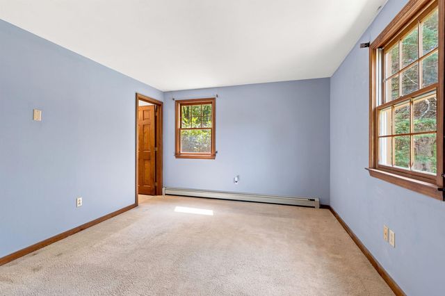 8 Bean Hill Road, Belmont, NH 03220
