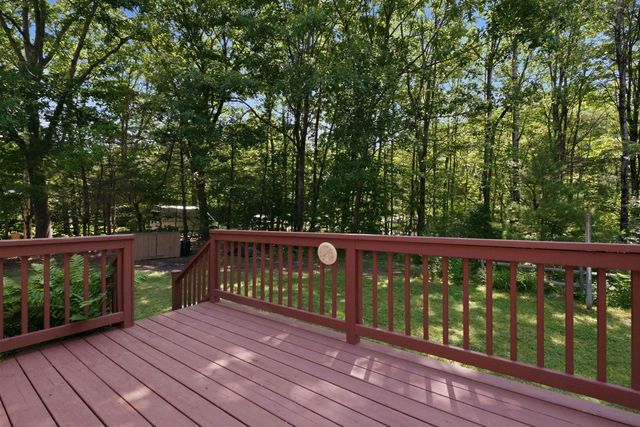 8 Bean Hill Road, Belmont, NH 03220