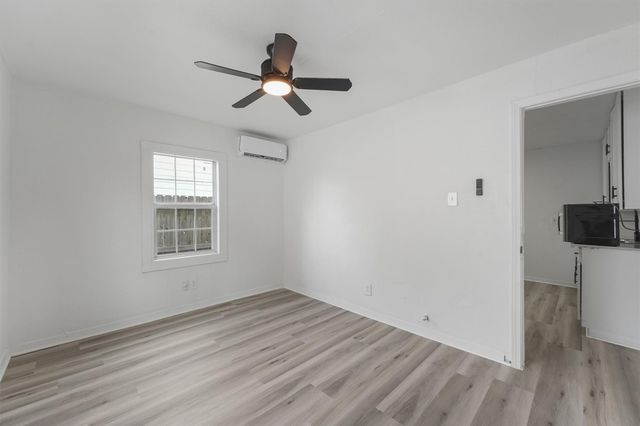 8514 Spaulding Street, Houston, TX 77016