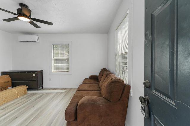 8514 Spaulding Street, Houston, TX 77016