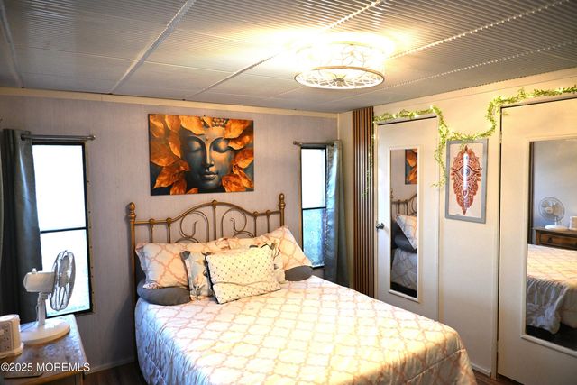 1881 Route 37 353, Toms River, NJ 08757