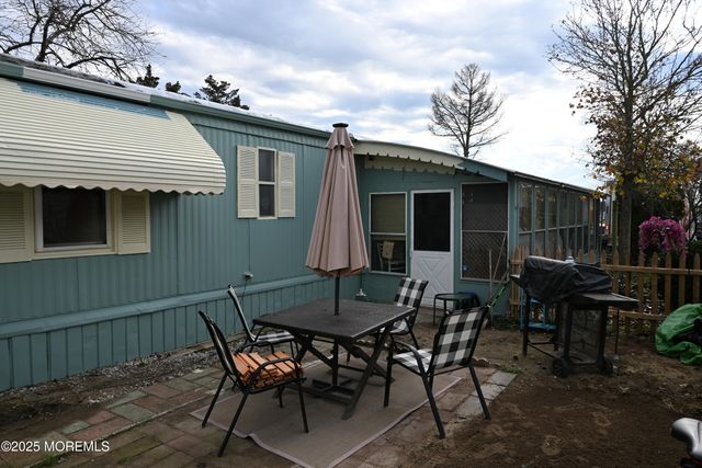 1881 Route 37 353, Toms River, NJ 08757