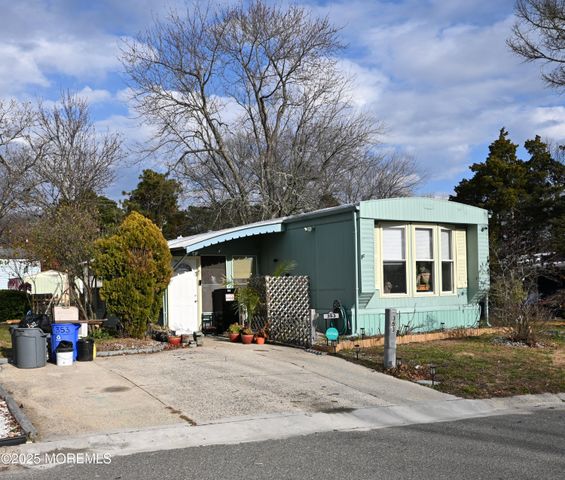 1881 Route 37 353, Toms River, NJ 08757