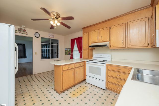 109 Clemson Avenue, Greenville, SC 29611