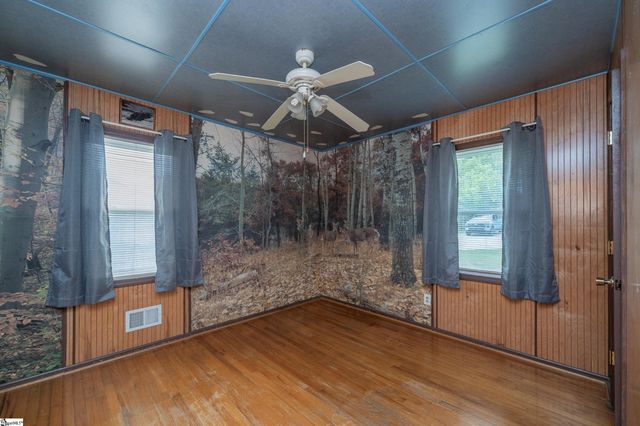 109 Clemson Avenue, Greenville, SC 29611