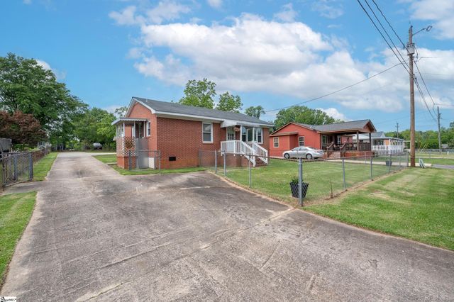 109 Clemson Avenue, Greenville, SC 29611