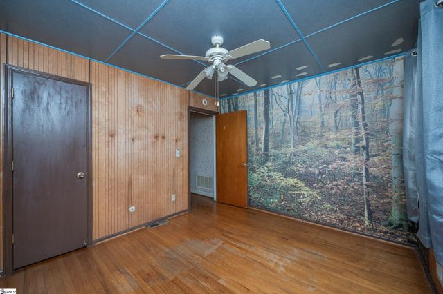 109 Clemson Avenue, Greenville, SC 29611