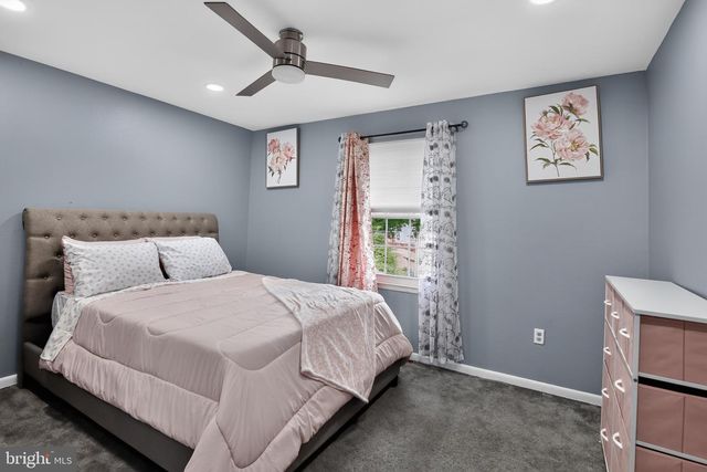 18324 NOB HILL DR, Triangle, VA 22172