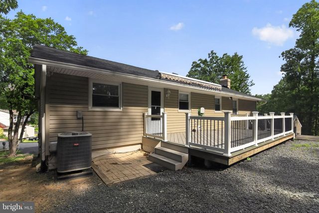 18324 NOB HILL DR, Triangle, VA 22172