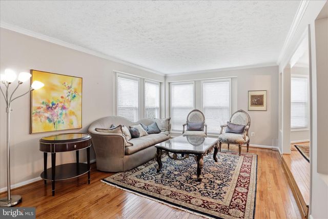 11668 GILMAN LN, Herndon, VA 20170