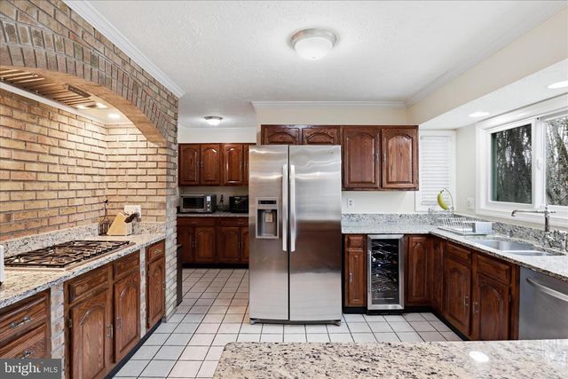 11668 GILMAN LN, Herndon, VA 20170