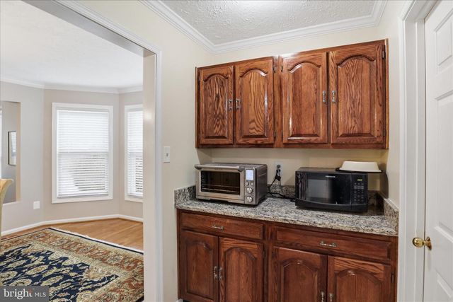 11668 GILMAN LN, Herndon, VA 20170