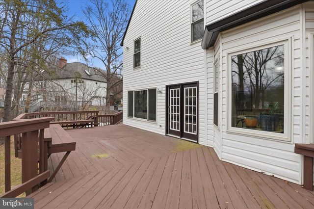 11668 GILMAN LN, Herndon, VA 20170