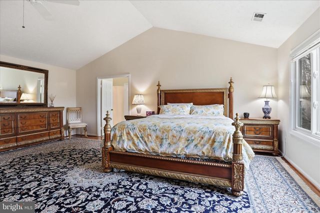 11668 GILMAN LN, Herndon, VA 20170