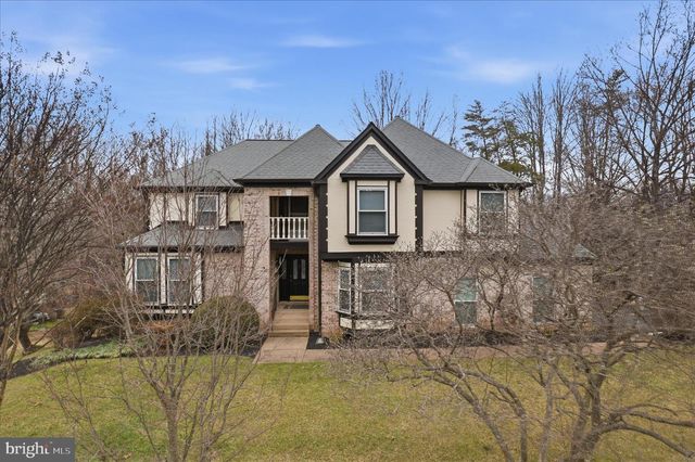 11668 GILMAN LN, Herndon, VA 20170