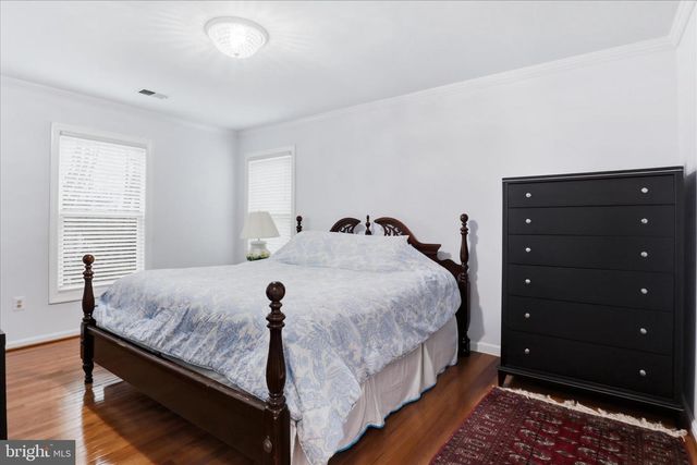 11668 GILMAN LN, Herndon, VA 20170